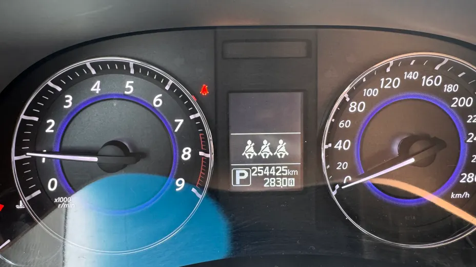 INFINITI QX70 QX70 3.7 S Design