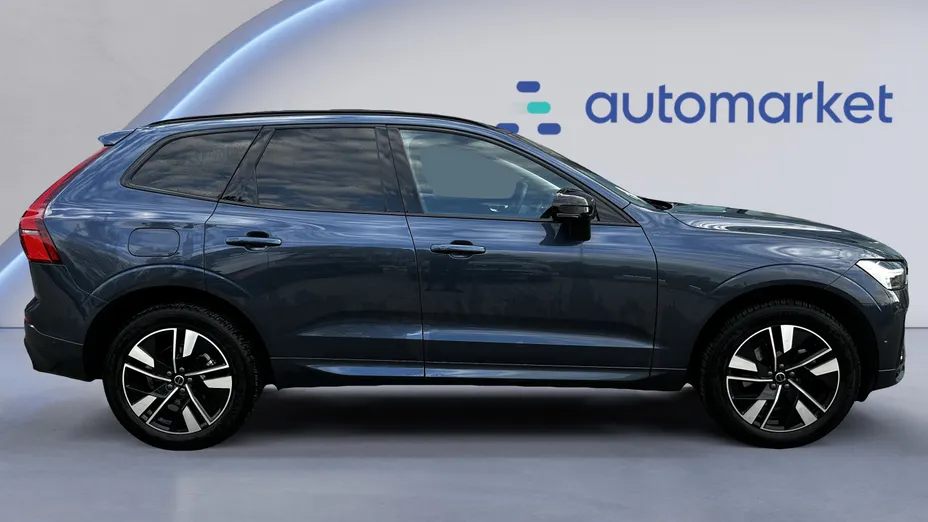 VOLVO XC60 XC60 B5 B AWD Plus Dark aut