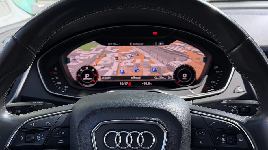 AUDI Q5 -