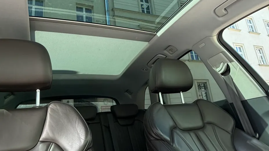 AUDI Q5 -