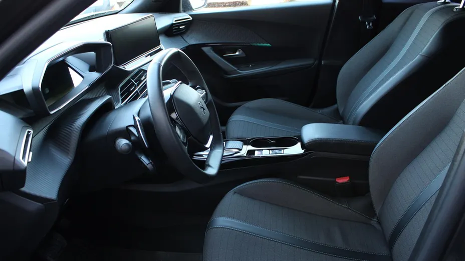 PEUGEOT 2008 2008 1.2 PureTech Allure S&S EAT8