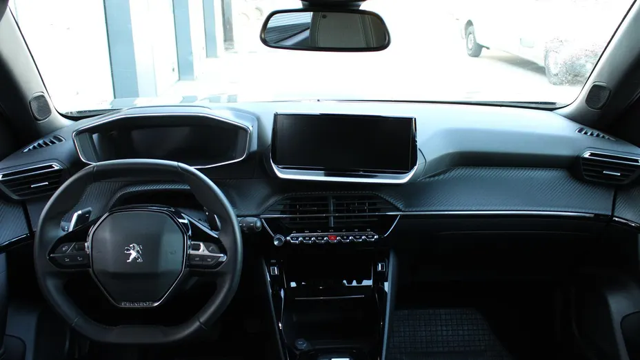 PEUGEOT 2008 2008 1.2 PureTech Allure S&S EAT8