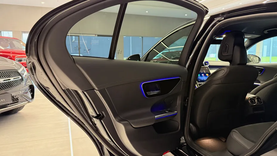 MERCEDES-BENZ C Klasa C 200 mHEV 4-Matic AMG