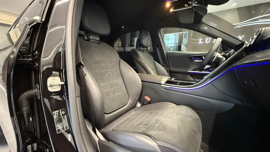 MERCEDES-BENZ C Klasa C 200 mHEV 4-Matic AMG