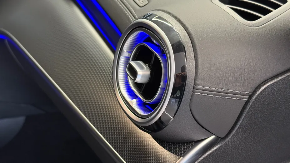 MERCEDES-BENZ C Klasa C 200 mHEV 4-Matic AMG