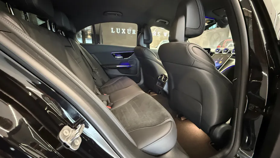 MERCEDES-BENZ C Klasa C 200 mHEV 4-Matic AMG