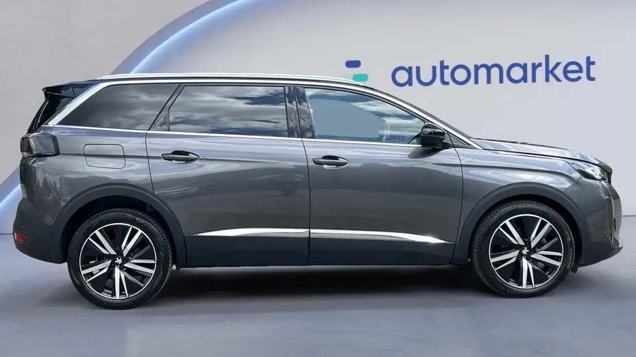 PEUGEOT 5008 5008 1.6 PureTech GT Pack S&S EAT8