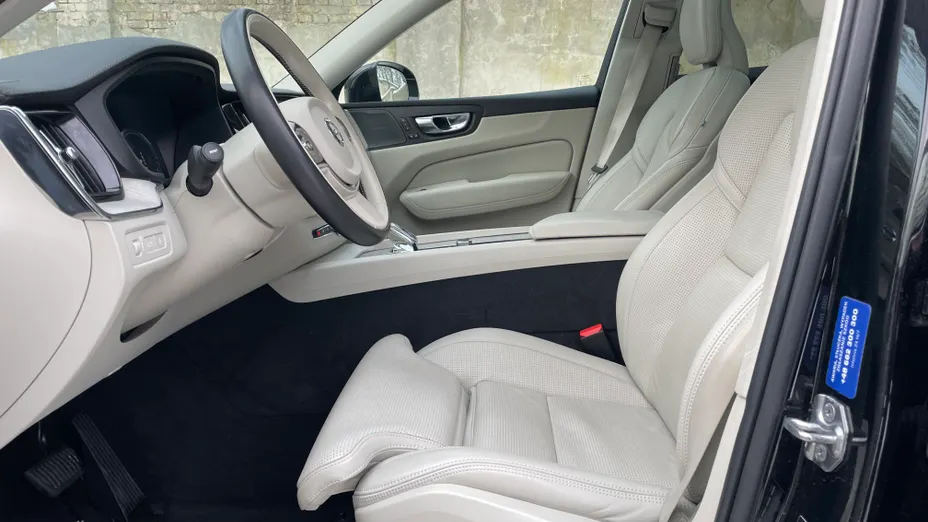 VOLVO XC60 XC60 T8 AWD Plug-In Hybrid Inscription Expression aut