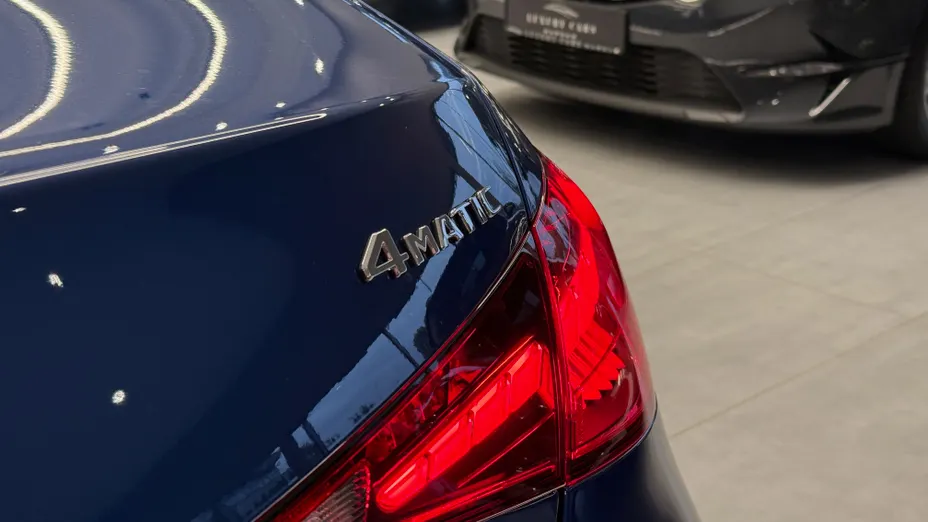 MERCEDES-BENZ C Klasa C 200 mHEV 4-Matic AMG