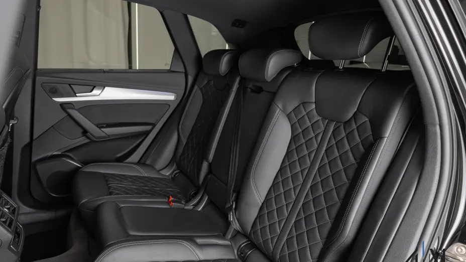 AUDI Q5 Q5 40 TDI mHEV Quattro S Line S tronic