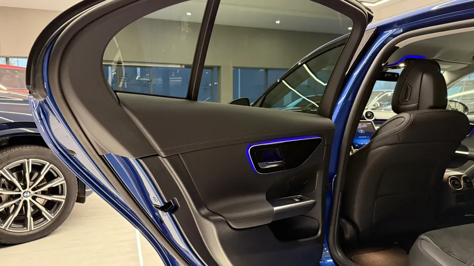 MERCEDES-BENZ C Klasa C 200 mHEV 4-Matic AMG