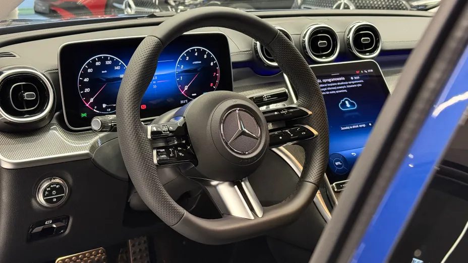 MERCEDES-BENZ C Klasa C 200 mHEV 4-Matic AMG