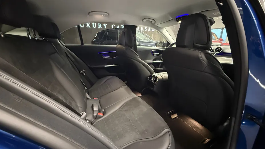 MERCEDES-BENZ C Klasa C 200 mHEV 4-Matic AMG