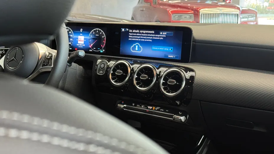 MERCEDES-BENZ CLA CLA 200 mHEV Progressive 7G-DCT