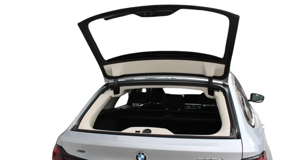 BMW Seria 5 520d xDrive Luxury Line aut