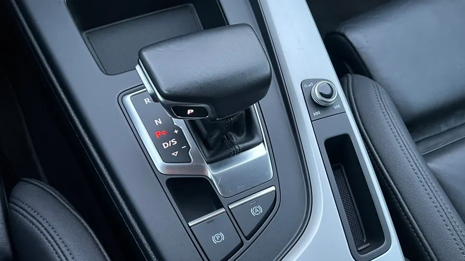 AUDI A4 A4 45 TFSI mHEV Quattro S Line S tronic