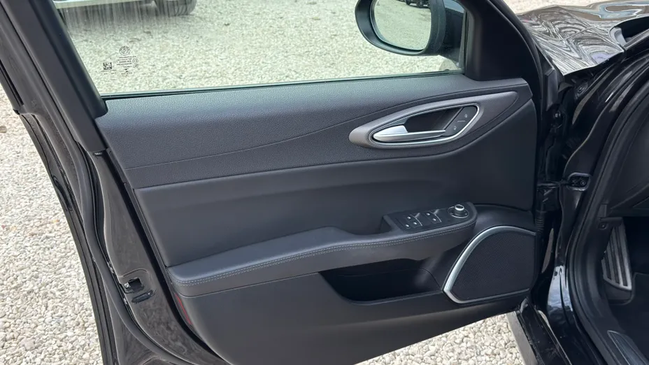 ALFA ROMEO Giulia Giulia 2.0 Turbo Veloce aut