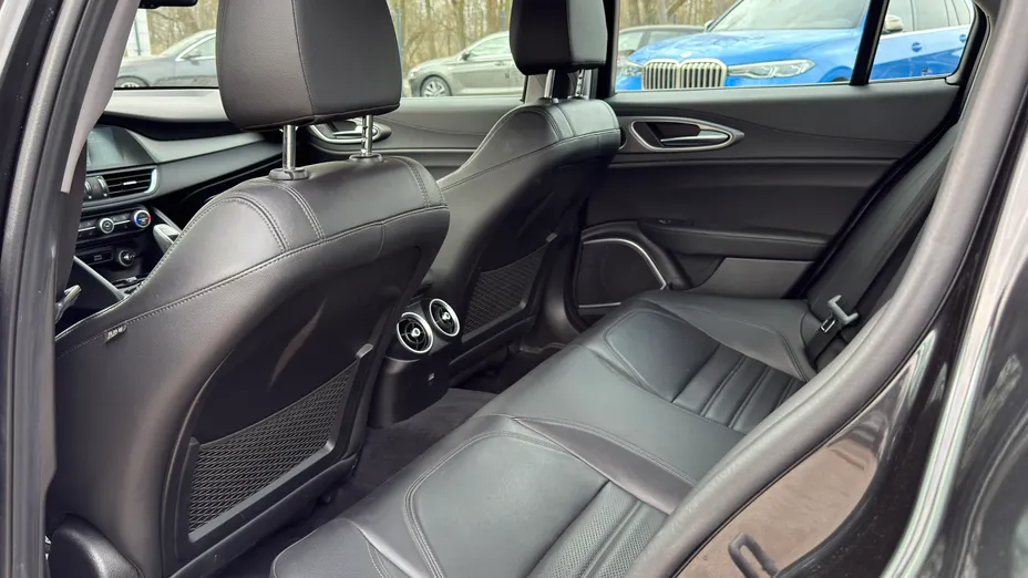 ALFA ROMEO Giulia Giulia 2.0 Turbo Veloce aut