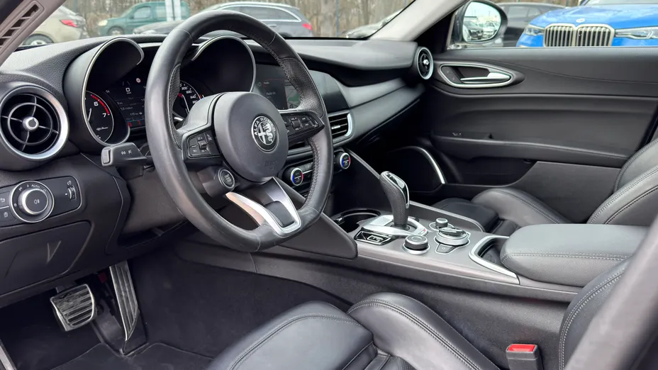 ALFA ROMEO Giulia Giulia 2.0 Turbo Veloce aut