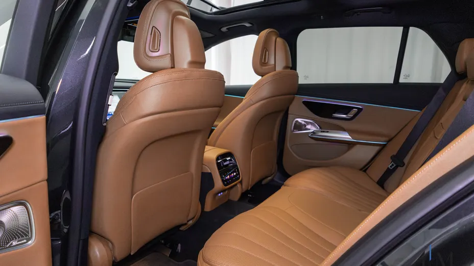 MERCEDES-BENZ E Klasa E 300 de PHEV 4-Matic All-Terrain Avantgarde 9G-Tronic