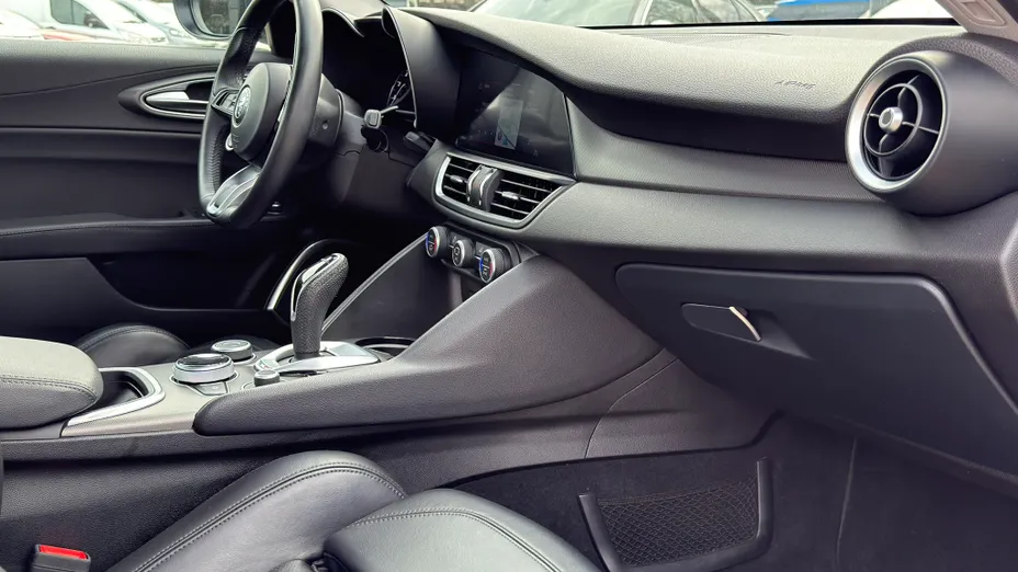 ALFA ROMEO Giulia Giulia 2.0 Turbo Veloce aut