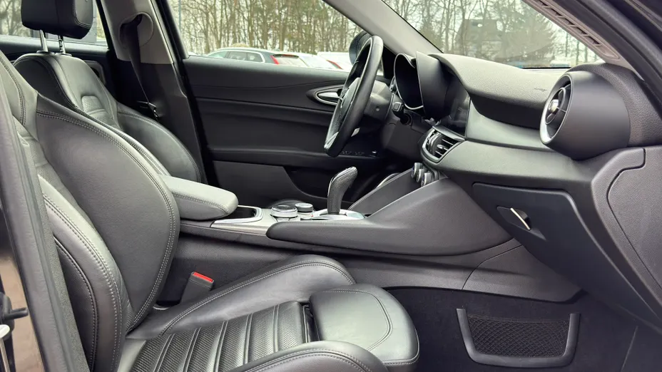 ALFA ROMEO Giulia Giulia 2.0 Turbo Veloce aut