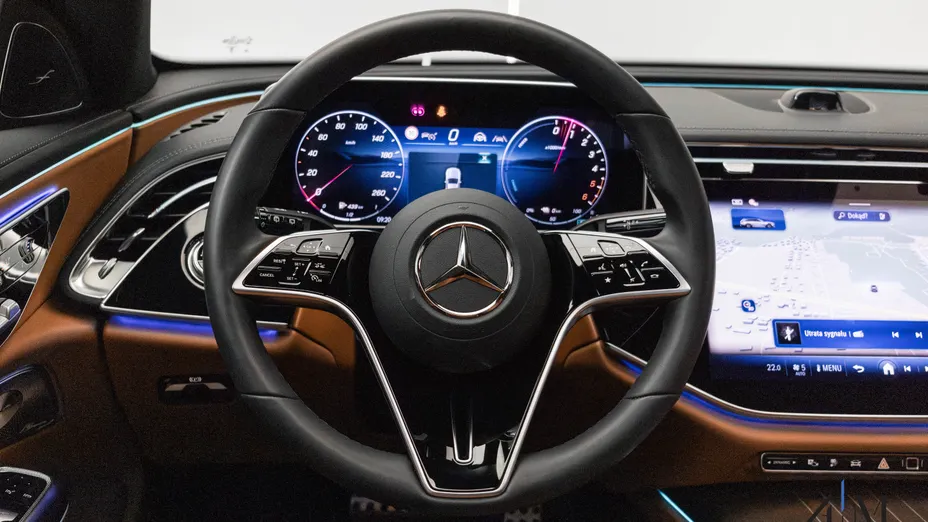 MERCEDES-BENZ E Klasa E 300 de PHEV 4-Matic All-Terrain Avantgarde 9G-Tronic