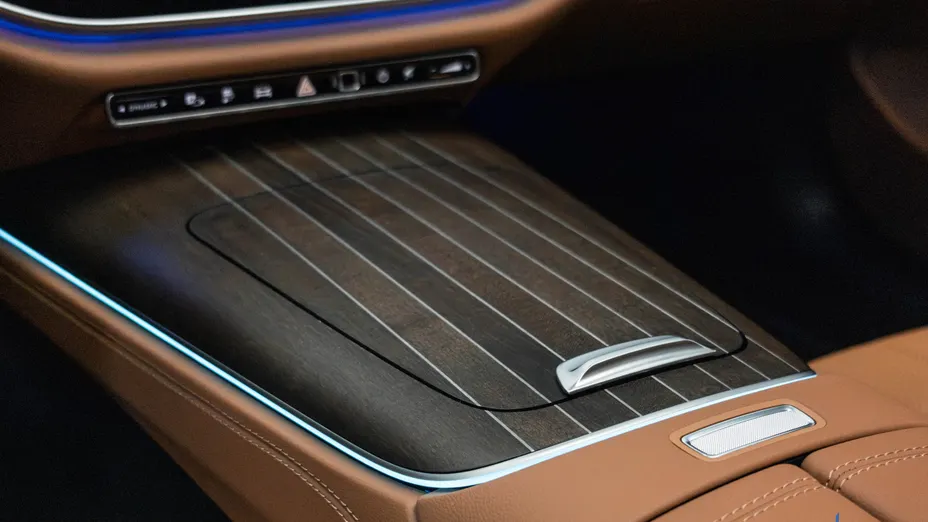 MERCEDES-BENZ E Klasa E 300 de PHEV 4-Matic All-Terrain Avantgarde 9G-Tronic