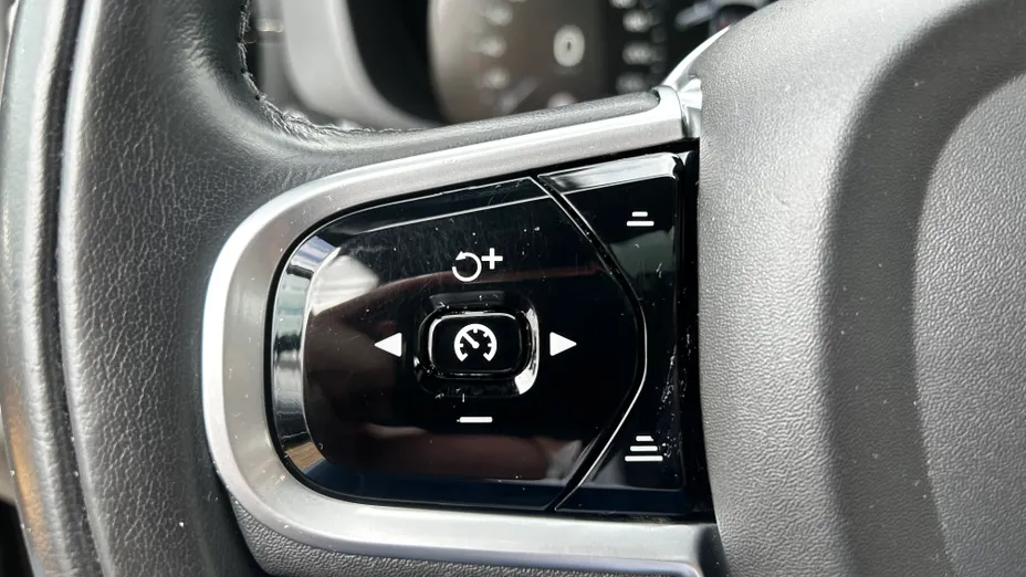 VOLVO XC60 XC60 T6 Plug-In Hybrid AWD Inscription aut