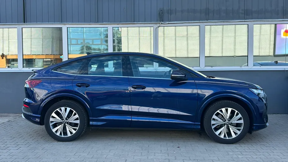 AUDI Q4 Q4 e-tron 35 52kWh Advanced