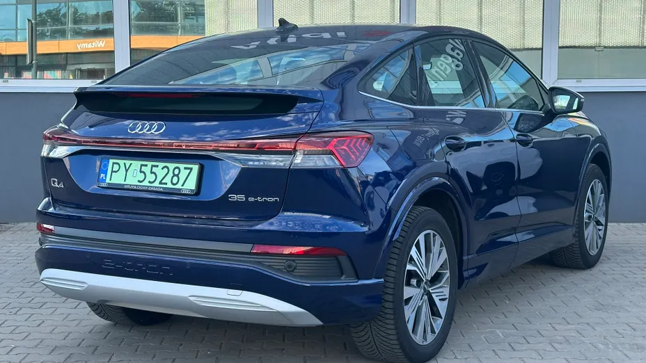 AUDI Q4 Q4 e-tron 35 52kWh Advanced