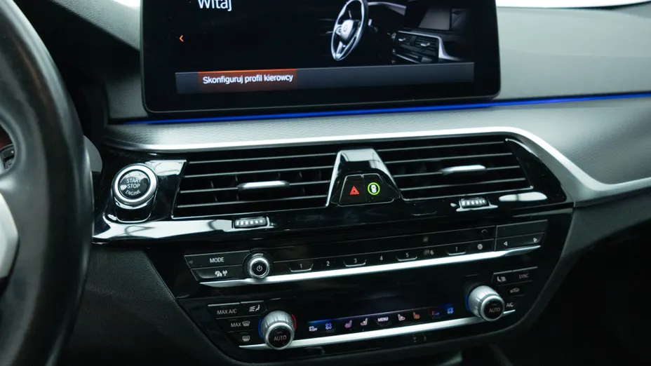 BMW Seria 5 530i xDrive GPF M Sport sport-aut
