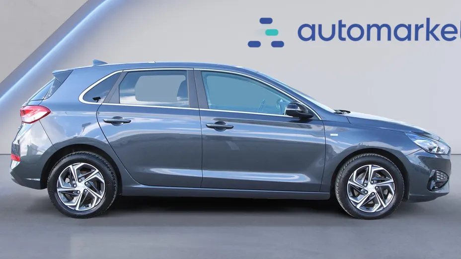 HYUNDAI i30 i30 1.5 T-GDI 48V Smart