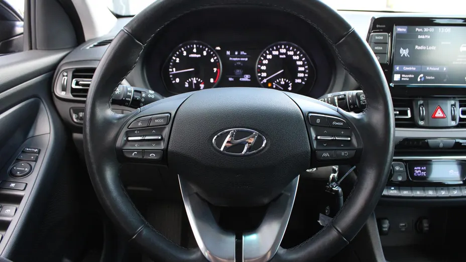 HYUNDAI i30 i30 1.5 T-GDI 48V Smart