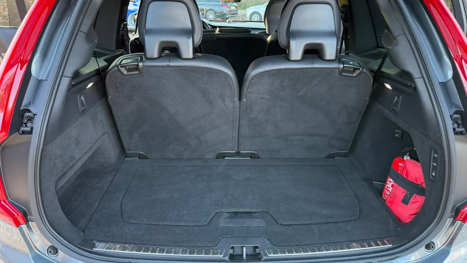 VOLVO XC90 XC90 D5 AWD R-Design 7os