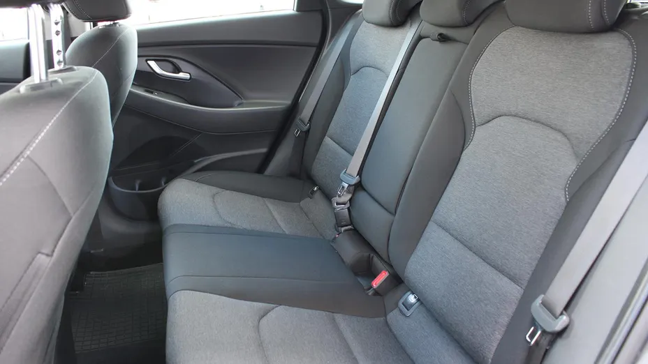 HYUNDAI i30 i30 1.5 T-GDI 48V Smart