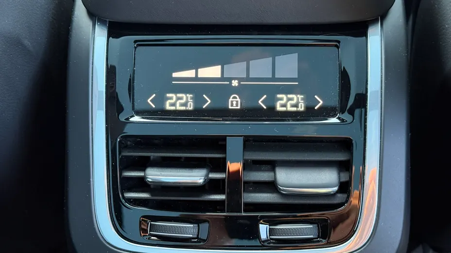 VOLVO XC90 XC90 D5 AWD R-Design 7os