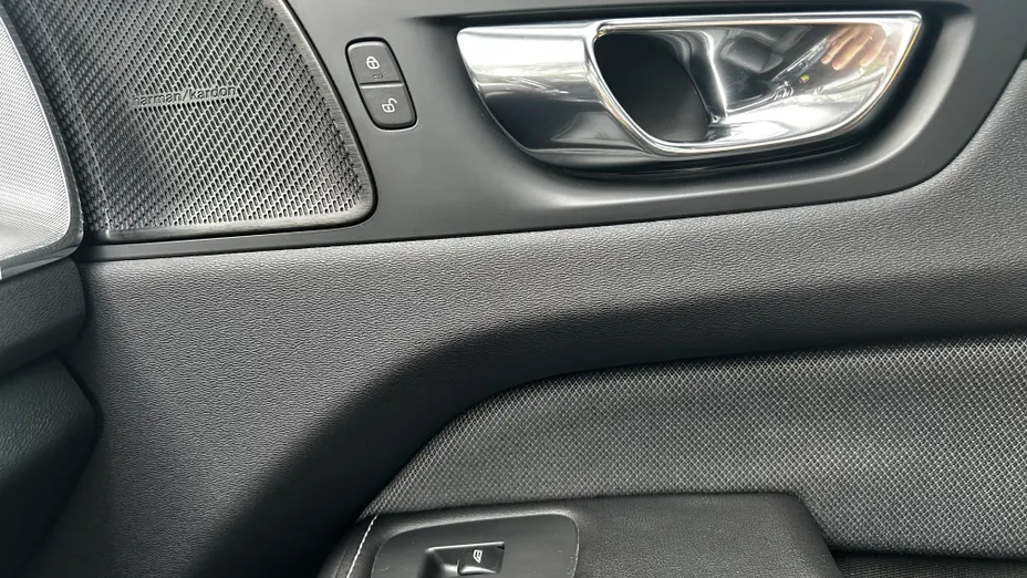 VOLVO XC60 XC60 T8 AWD Plug-In Hybrid Polestar Engineered aut
