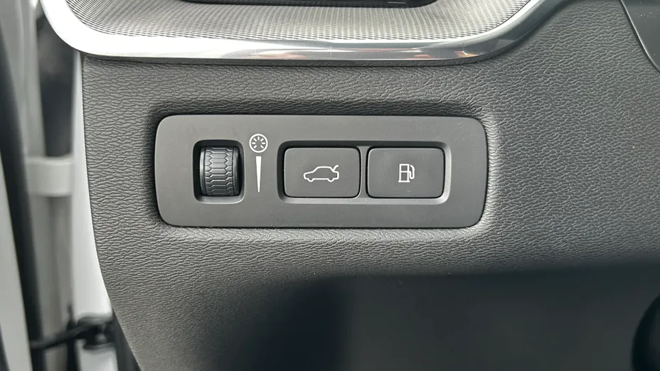 VOLVO XC60 XC60 T8 AWD Plug-In Hybrid Polestar Engineered aut