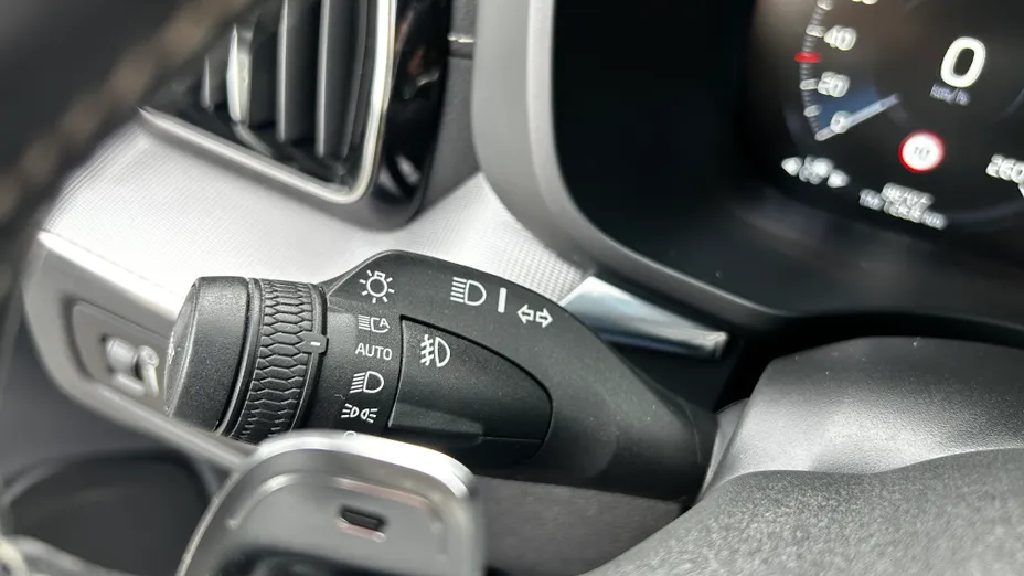 VOLVO XC60 XC60 T8 AWD Plug-In Hybrid Polestar Engineered aut