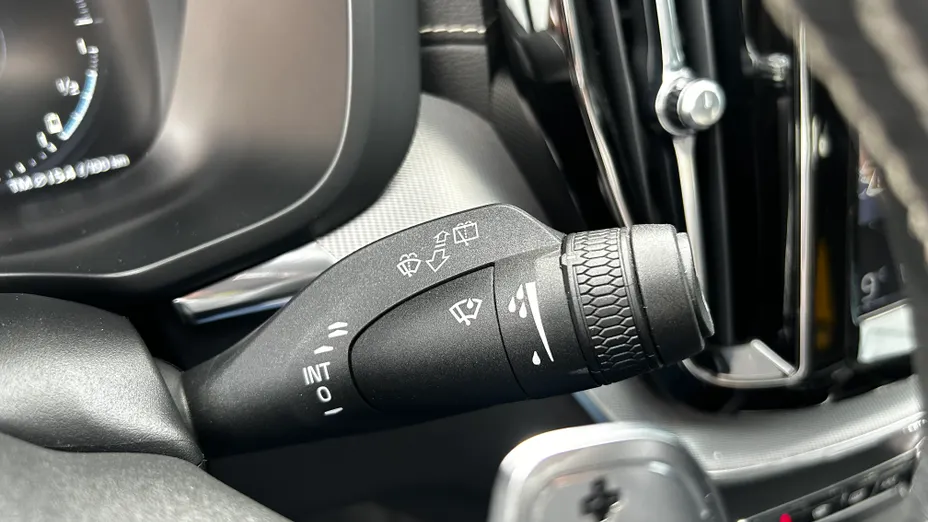 VOLVO XC60 XC60 T8 AWD Plug-In Hybrid Polestar Engineered aut