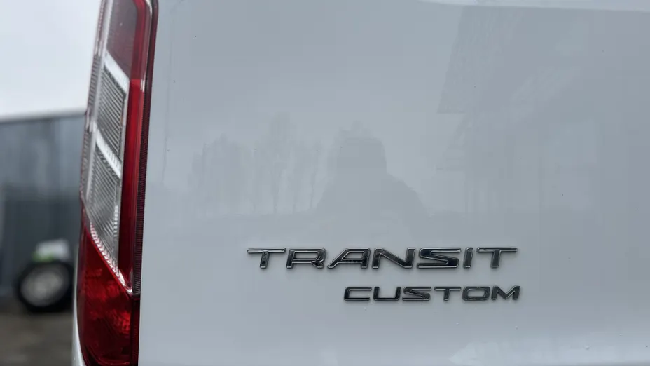 FORD Transit Custom Transit Custom 320 L2H1 Trend