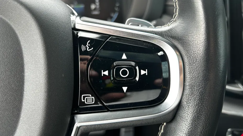 VOLVO XC60 XC60 T8 AWD Plug-In Hybrid Polestar Engineered aut