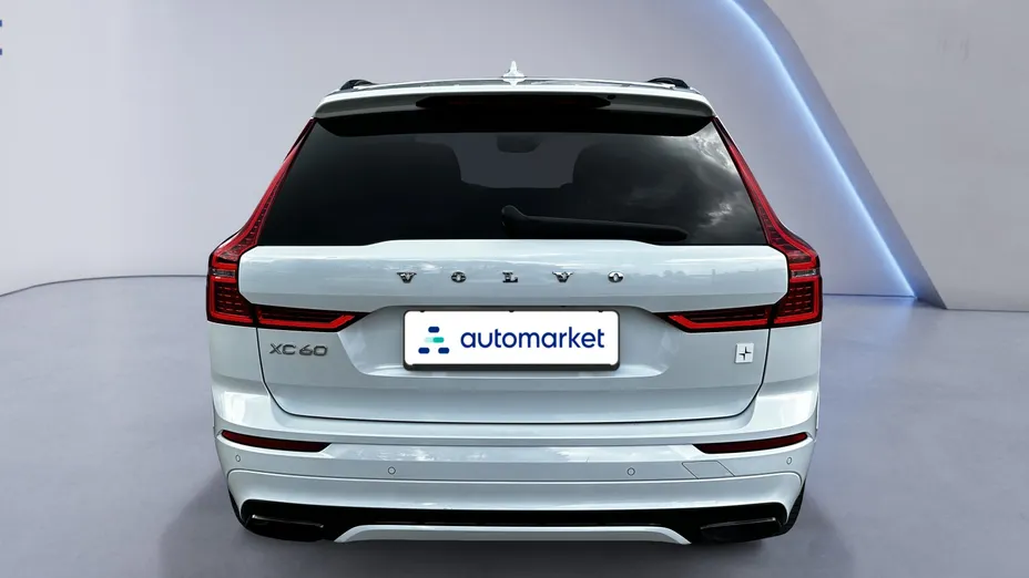 VOLVO XC60 XC60 T8 AWD Plug-In Hybrid Polestar Engineered aut