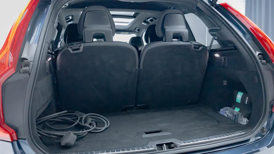VOLVO XC90 XC90 T8 AWD Plug-In Hybrid R-Design 7os aut