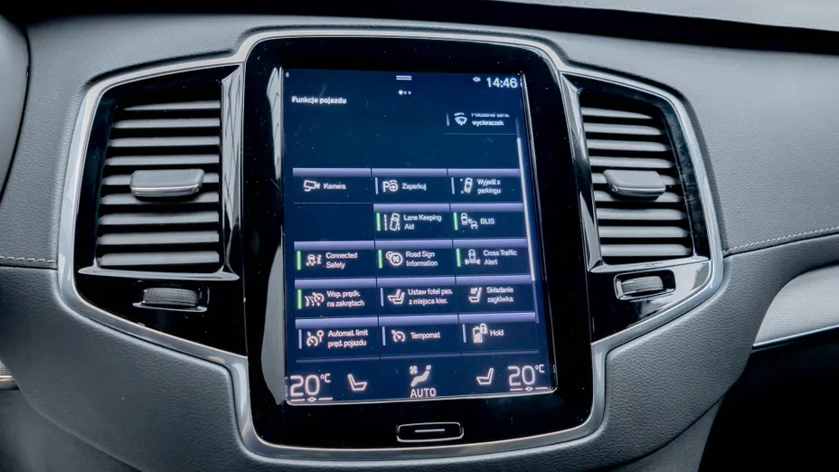 VOLVO XC90 XC90 T8 AWD Plug-In Hybrid R-Design 7os aut