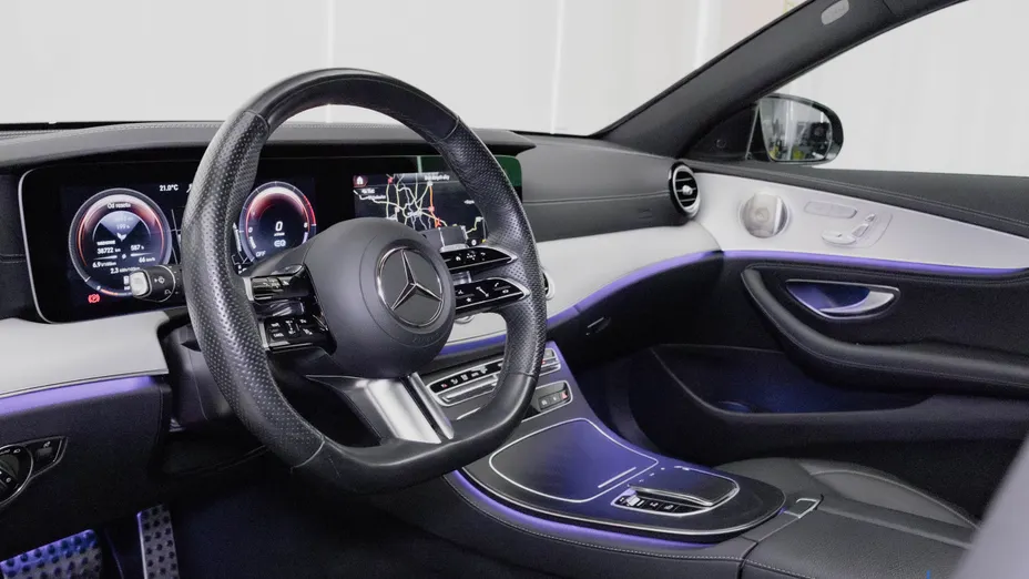 MERCEDES-BENZ E Klasa E 300 de AMG