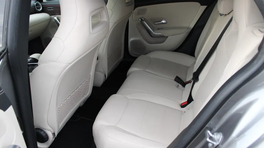 MERCEDES-BENZ CLA CLA 200 d Progressive 8G-DCT