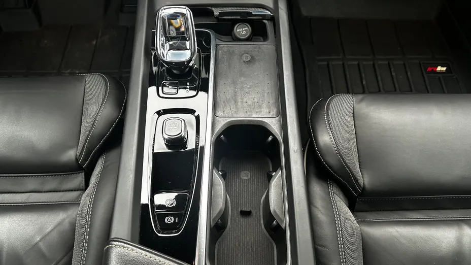 VOLVO S60 S60 B5 B AWD Plus Dark aut