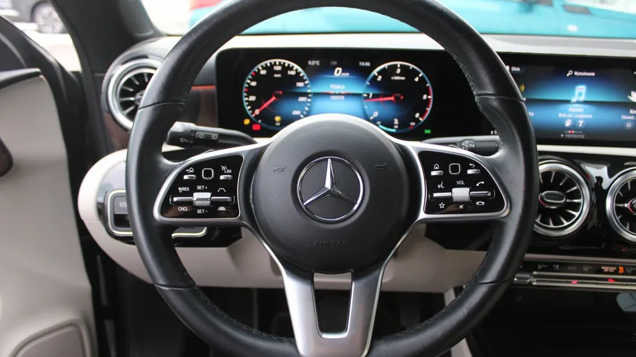 MERCEDES-BENZ CLA CLA 200 d Progressive 8G-DCT